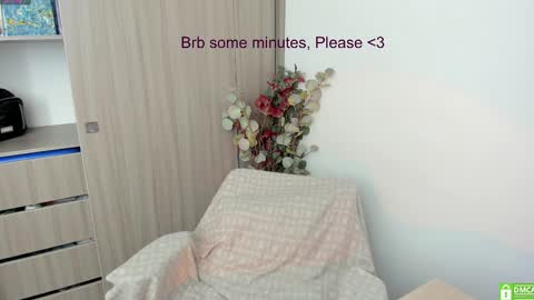 Lauryn online show from April 10, 4:55 pm