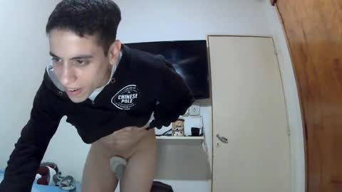 Lautaro online show from December 3, 7:05 am