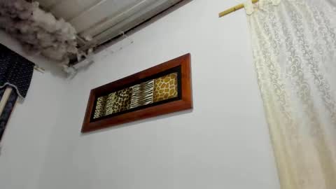 Lauu G online show from March 17, 10:42 am