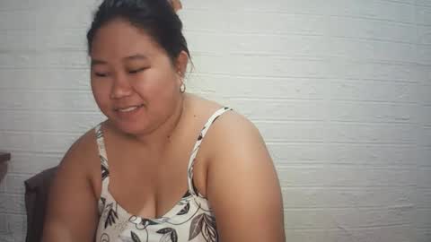 lavalyn214 online show from February 26, 9:29 pm