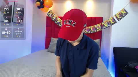 Mike online show from October 12, 8:43 pm