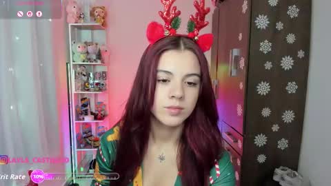 Layla online show from November 18, 2:53 pm