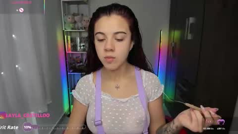 Layla online show from September 10, 2:29 pm