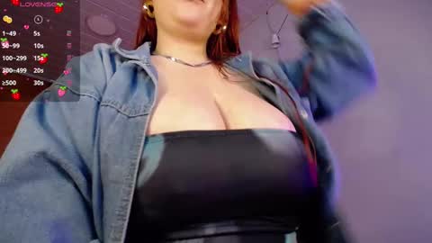 Snapshot of layna_cold chatting on February 28, 1:14 pm Vannessa online show from February 28, 1:14 pm