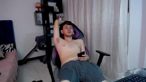  andres  online show from February 20, 1:25 am