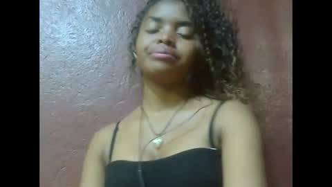 Snapshot of lea96546 chatting on September 17, 7:12 am lea96546 online show from September 17, 7:12 am