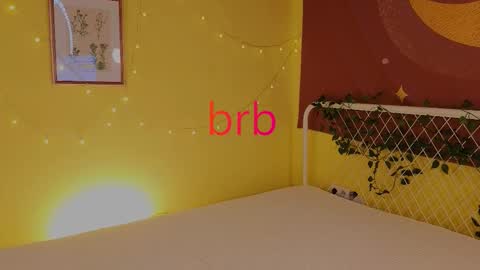 Lea online show from October 12, 1:59 pm