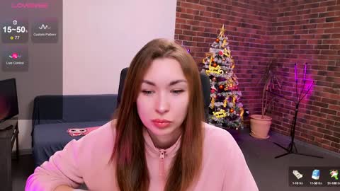 Snapshot of lea_loon chatting on December 13, 2:21 am lea_loon online show from December 13, 2:21 am