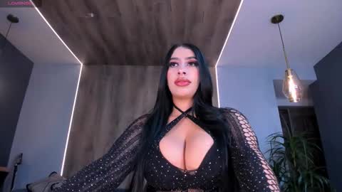 Snapshot of leahlombardi_ chatting on October 12, 3:54 am leahlombardi_ online show from October 12, 3:54 am