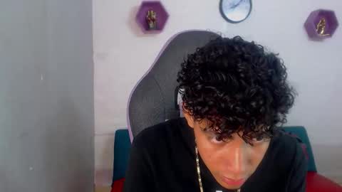 leam_1 online show from November 21, 9:13 pm