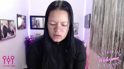 Snapshot of leandra_sex chatting on October 7, 12:23 pm Leandra online show from October 7, 12:23 pm