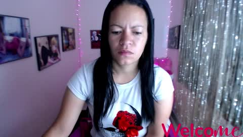 Snapshot of leandra_sex chatting on February 12, 12:33 pm Leandra online show from February 12, 12:33 pm