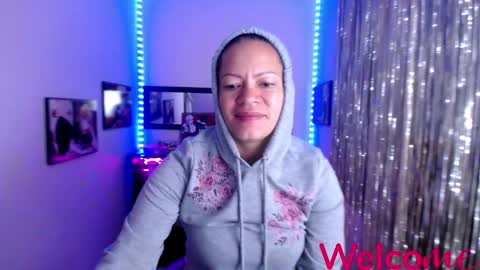 Snapshot of leandra_sex chatting on March 11, 12:06 pm Leandra online show from March 11, 12:06 pm