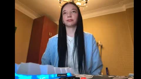 Eliza online show from March 12, 4:00 pm