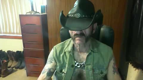 leathergreaser online show from April 12, 1:53 am