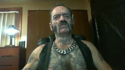 leathergreaser online show from February 16, 11:16 pm