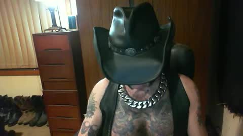 leathergreaser online show from September 16, 12:18 pm