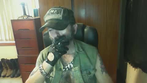 leathergreaser online show from February 1, 11:24 pm