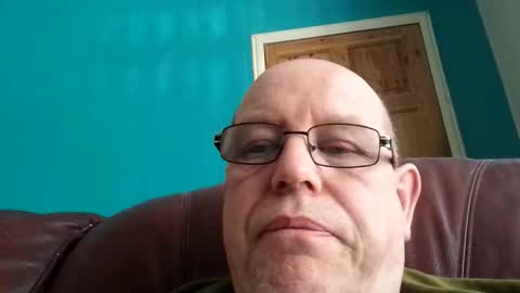 leatherpants68 online show from April 29, 3:39 pm