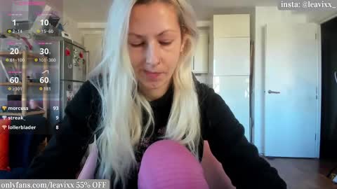 LeaVixx online show from October 24, 10:27 am