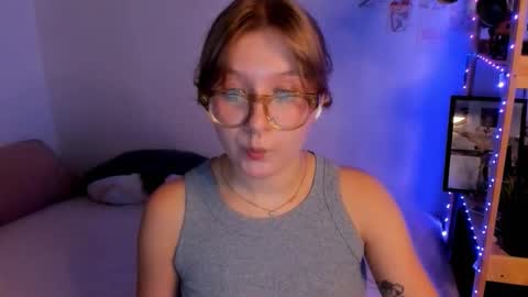 Ellie online show from October 19, 6:51 am