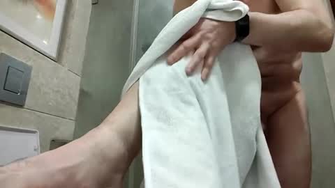 lechertachatte4444 online show from February 15, 7:17 pm