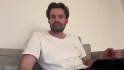 leexxx_69 online show from February 16, 12:53 am