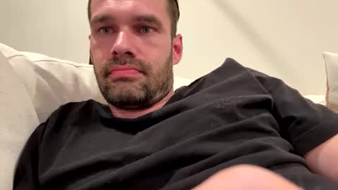 leexxx_69 online show from October 28, 12:44 am