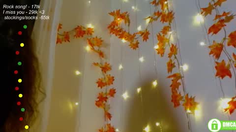 hey Im Leia and I love rock  online show from October 19, 7:29 pm