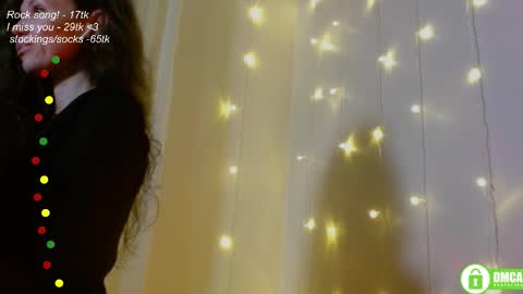 hey Im Leia and I love rock  online show from September 26, 7:33 pm