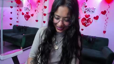 Leia  online show from February 15, 3:17 pm