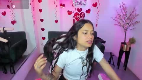 Leia  online show from February 18, 12:17 pm