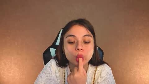 Leila online show from November 13, 6:16 am