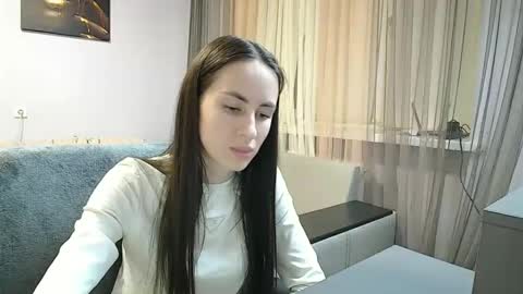 Snapshot of leila_monaco chatting on October 2, 3:44 pm Leila online show from October 2, 3:44 pm