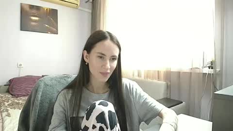 Snapshot of leila_monaco chatting on September 8, 3:11 pm Leila online show from September 8, 3:11 pm