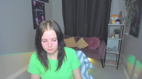 Snapshot of leila_xxbaby chatting on September 10, 12:28 pm Leila online show from September 10, 12:28 pm