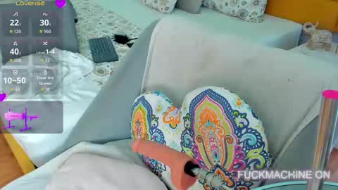 Snapshot of leilahiuston chatting on October 2, 9:57 pm online show from October 2, 9:57 pm