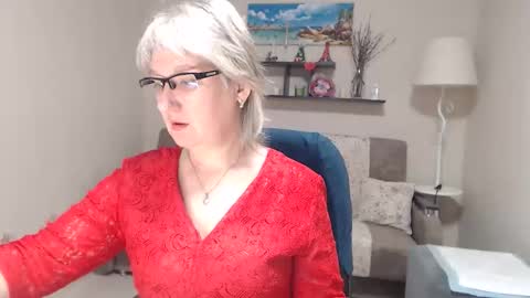 Leila Kinky online show from April 11, 3:11 am