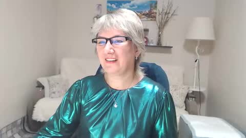 Leila Kinky online show from November 9, 6:06 am