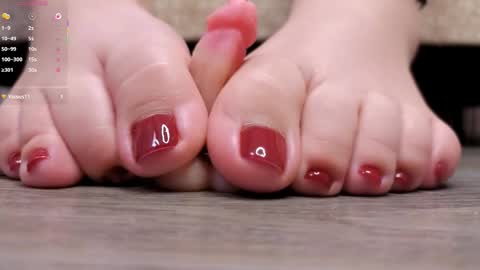 leilapons online show from February 4, 6:23 pm