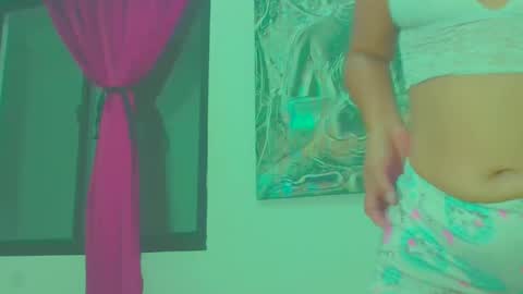 leily online show from December 2, 8:28 pm