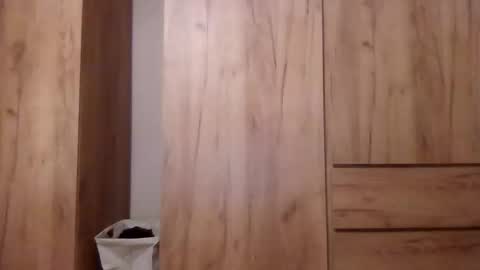 leio56 online show from December 4, 5:34 pm