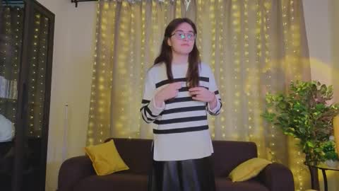 Snapshot of lekishaoderkirk chatting on September 21, 7:01 am Luna online show from September 21, 7:01 am