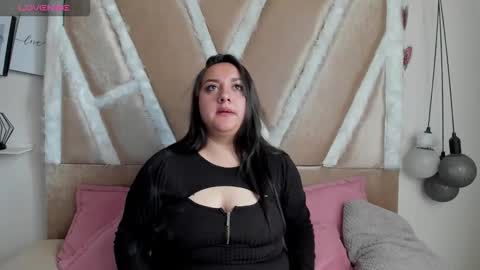 lele_699 online show from March 6, 1:21 pm