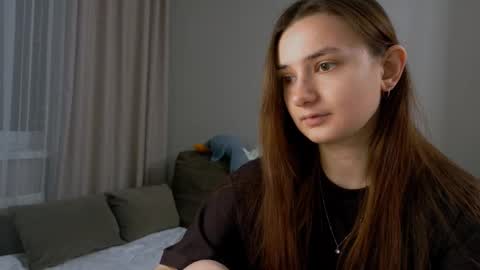 Lelia online show from February 28, 3:49 pm