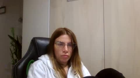 lena6122000 online show from September 30, 7:02 pm