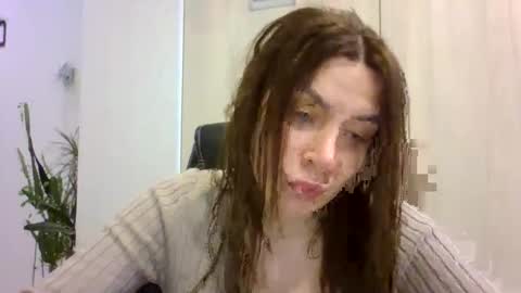 lena6122000 online show from November 20, 6:45 am