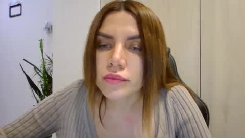 lena6122000 online show from October 21, 9:40 pm