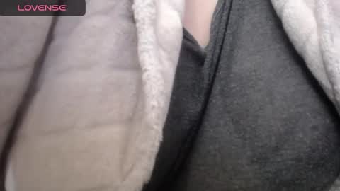 lenagolden online show from January 29, 9:17 pm