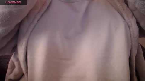 lenagolden online show from January 19, 12:48 pm